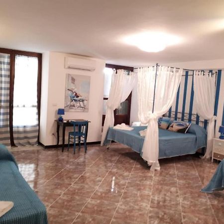 Suite Palazzo Luciani Salerno Exterior photo
