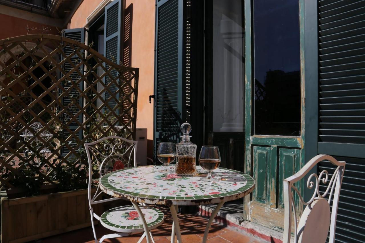 Suite Palazzo Luciani Salerno Exterior photo